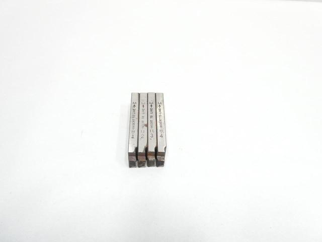 SET OF 4 RIDGID 47740 UNIVERSAL PIPE DIE RH 1/4-3/8IN