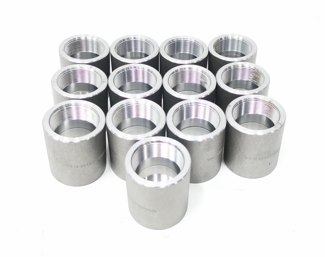 BOX OF 13 ANVIL 3M THREADED COUPLING 2IN