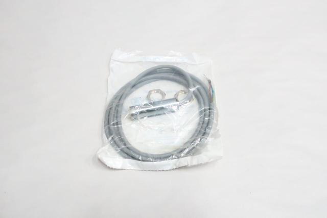 TURCK BI5-G18-AZ3X2 PROXIMITY SENSOR 20-250V-AC 10-300V-DC