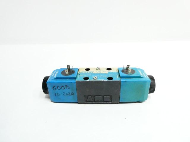 VICKERS DG4V-3-6C-M-U-B6-60 HYDRAULIC VALVE 5000PSI 120V-AC