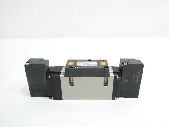 SMC VFS3500-5FZ PNEUMATIC SOLENOID VALVE 21-26V-DC 1MPA