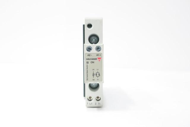 CARLO GAVAZZI RGC1A23A30KGU SOLID STATE RELAY 115/230V-AC