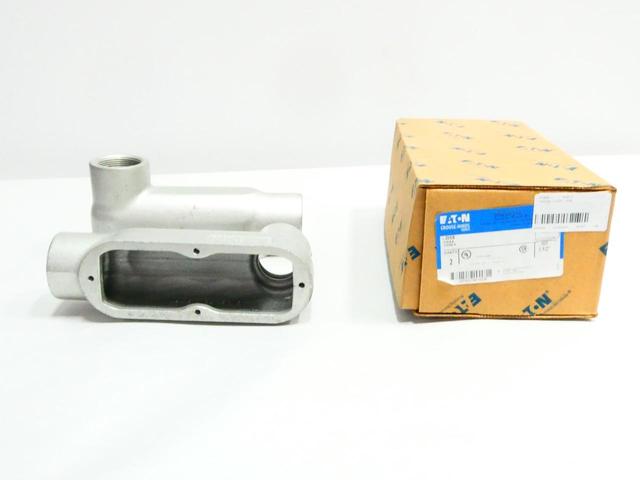 BOX OF 2 CROUSE HINDS LB58 CONDUIT BODY LB 1-1/2IN