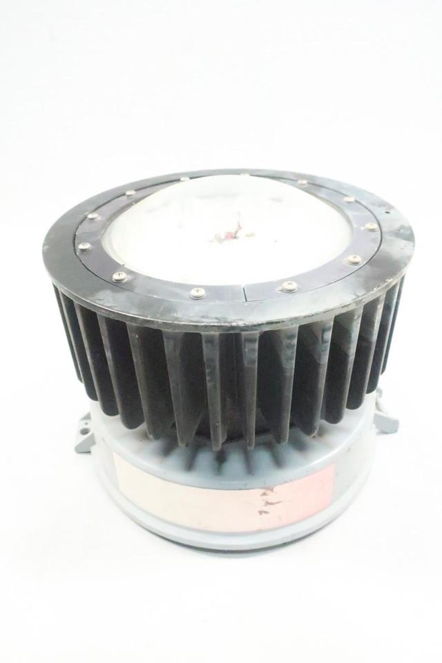 CROUSE HINDS VMV3LR1/UNV1 LUMINAIRE 28.9W 100-277V-AC
