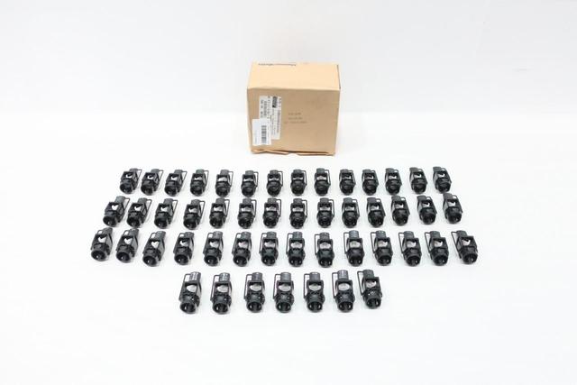 BOX OF 50 THOMAS & BETTS 3201-TB NON-METALLIC CABLE AND CORD CONNECTOR 1/2IN