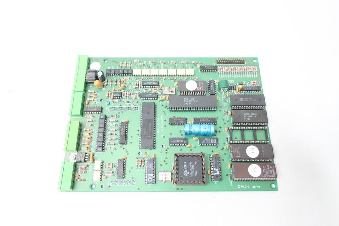 COMPUTERIZED CUTTERS ML2-0 38/93 PCB CIRCUIT BOARD