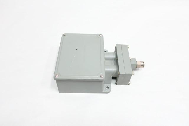 SOR 44VI-K4-N4-B1A PRESSURE SWITCH 2-25PSI