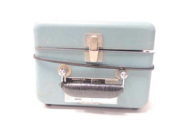 FOXBORO 8120-6 MAGNETIC FLOW CALIBRATOR 118/236V
