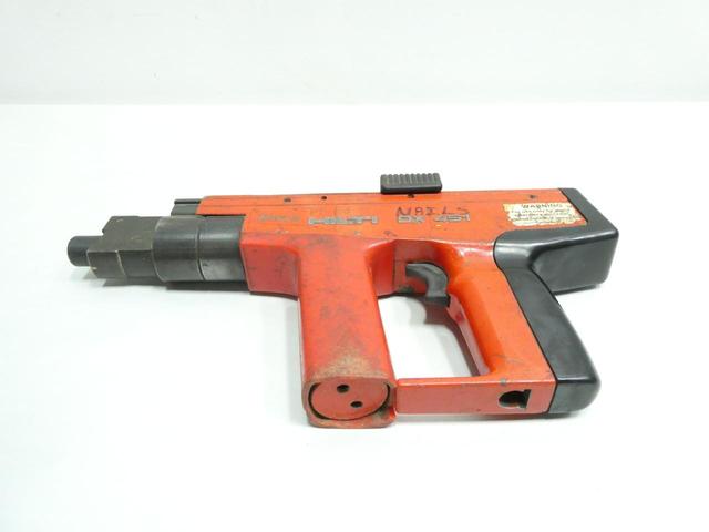 HILTI DX451 POWDER ACTUATED FASTENER NAIL/BOLT GUN WITH CASE