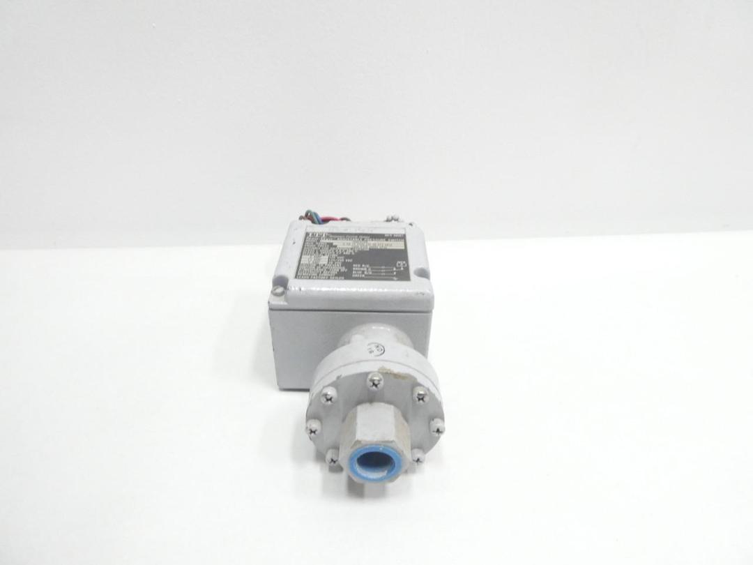 ITT NEO-DYN 100P41C6 PRESSURE SWITCH 5-75PSI 125/250V-AC