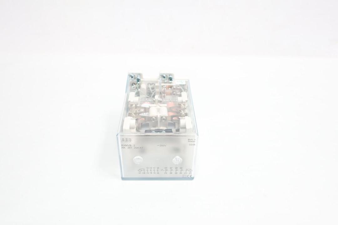 ABB RXMVB2 RK 251 204-AT PLUG-IN RELAY 250V-DC