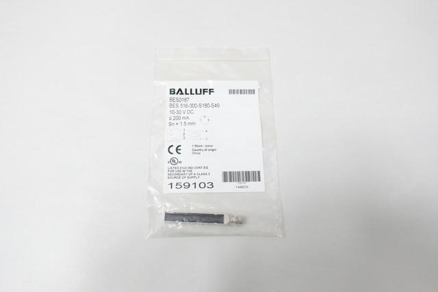 BALLUFF BES0187 BES 516-300-S180-S49 PROXIMITY SENSOR 10-30V-DC