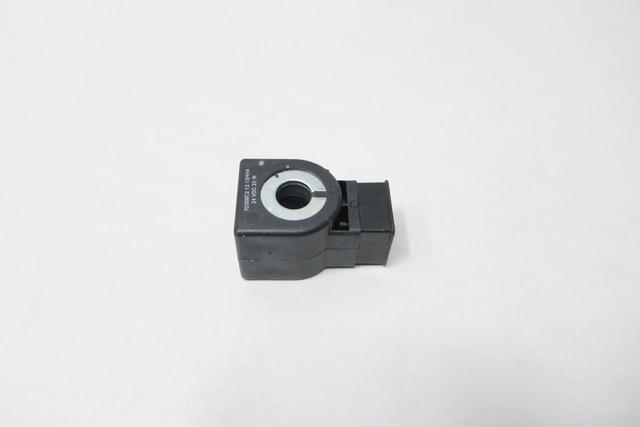 PARKER 7D300C2 SOLENOID COIL 24V-DC