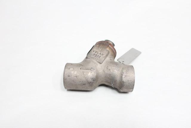 VELAN A STEEL SOCKET WELD GLOBE VALVE 3/4IN