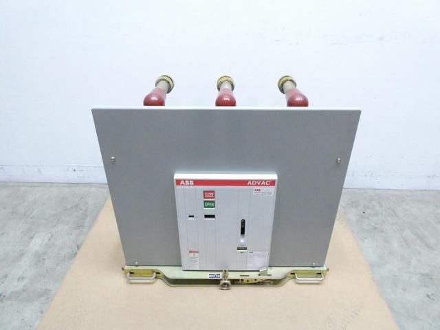 ABB ADVAC AA3C1777004000P ELECTRIC OPERATION DRAWOUT 1200A AMP 125V-DC