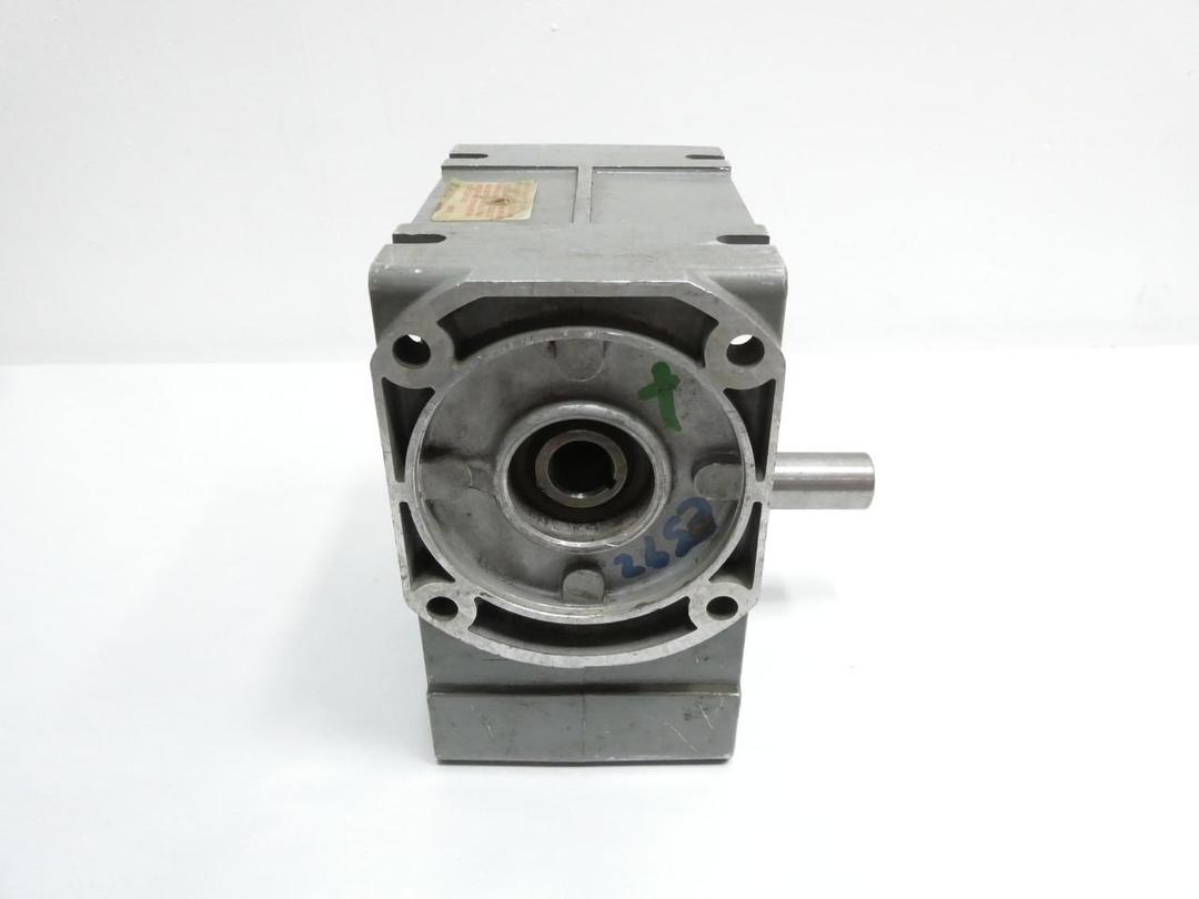US MOTORS QC E592/X04F TORQUBE RIGHT ANGLE GEAR REDUCER 26 3HP 10.1:1