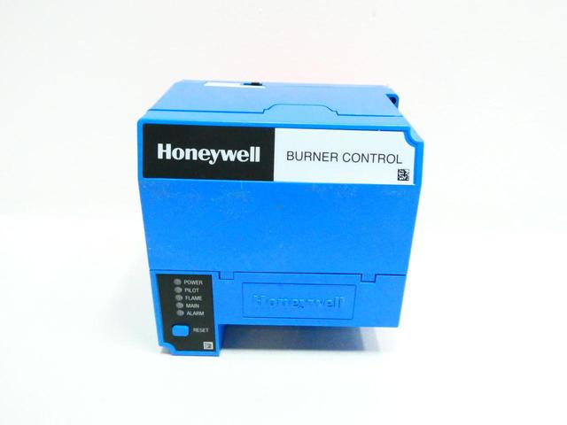 HONEYWELL RM7895A1002 BURNER CONTROL 120V-AC
