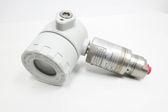 SCHLUMBERGER PG3000-100-48-12-19-XX-13 PRESSURE TRANSMITTER 0-100PSI 30V-DC