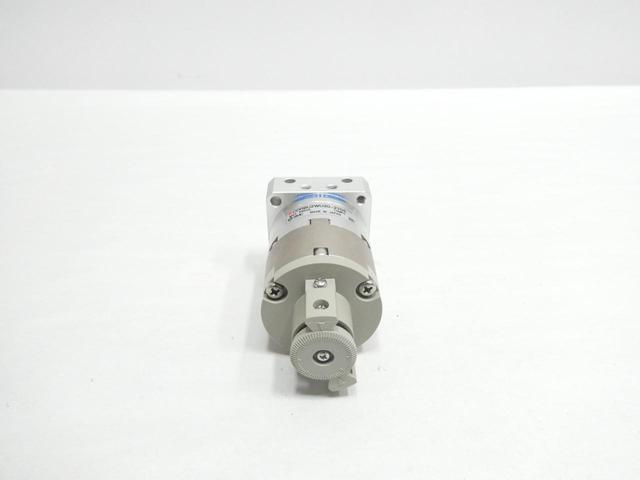 SMC CDRBU2WU30-270S ROTARY ACTUATOR 1MPA