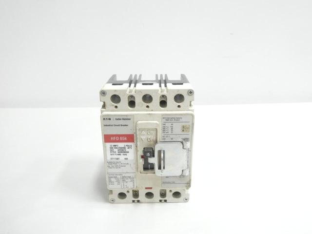EATON HFD3015 MOLDED CASE CIRCUIT BREAKER 3P 15A AMP 600V-AC