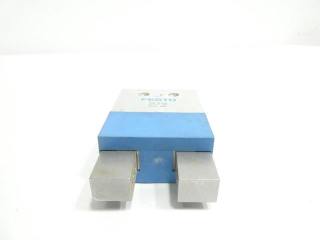 FESTO HGP-35-A-B PNEUMATIC GRIPPER 8BAR