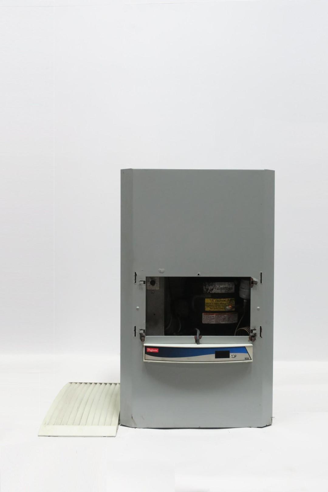 MCLEAN M28-0216-G013H ENCLOSURE AIR CONDITIONER 2200BTU 115V-AC