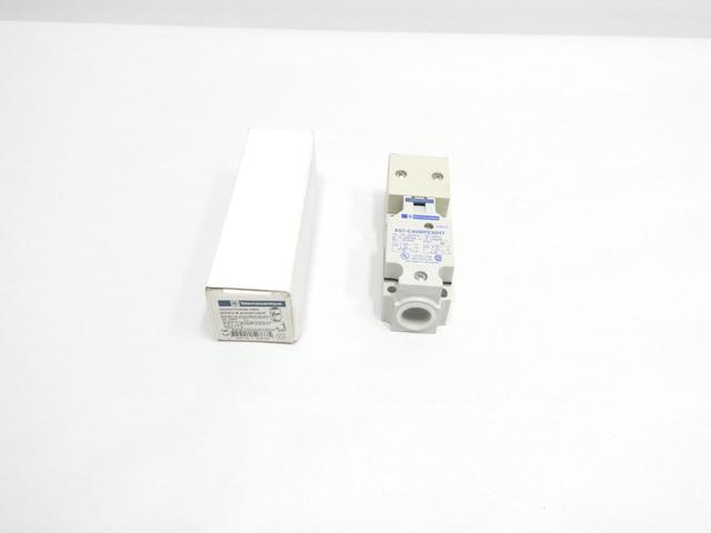 TELEMECANIQUE XS7 C40MP230H7 PROXIMITY SWITCH 24-240V-AC