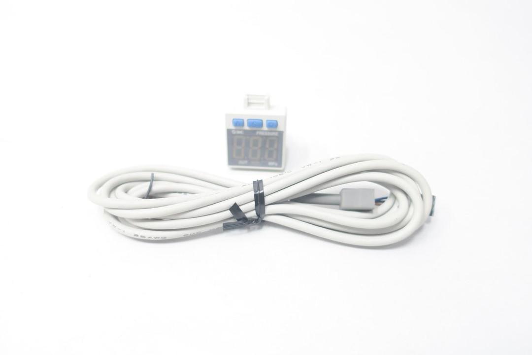 SMC ISE35-R-65-M PRESSURE SWITCH 0-1MPA 12-24V-DC