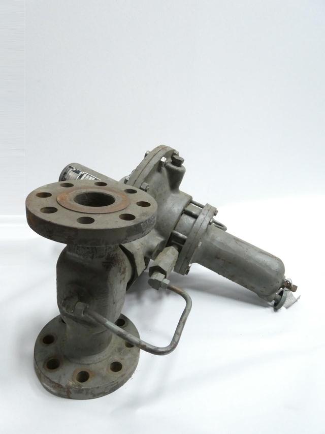 FISHER 99H STEEL FLANGED PRESSURE REDUCING REGULATOR VALVE 2IN NPT 300