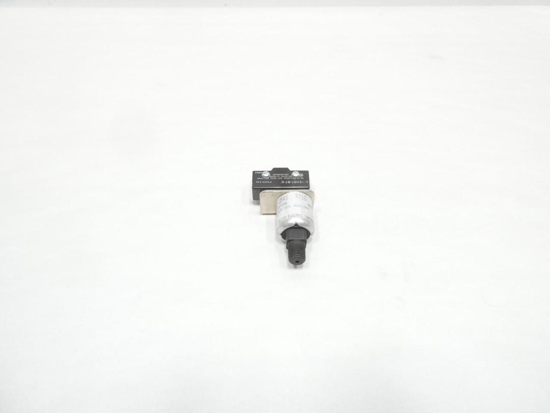 UNITED ELECTRIC Z-15H57-B7-K PRESSURE TEMPERATURE SWITCH