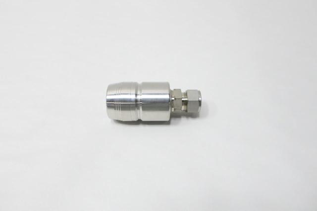 SWAGELOK QTM8 QUICK CONNECT FITTING 1/2IN STAINLESS