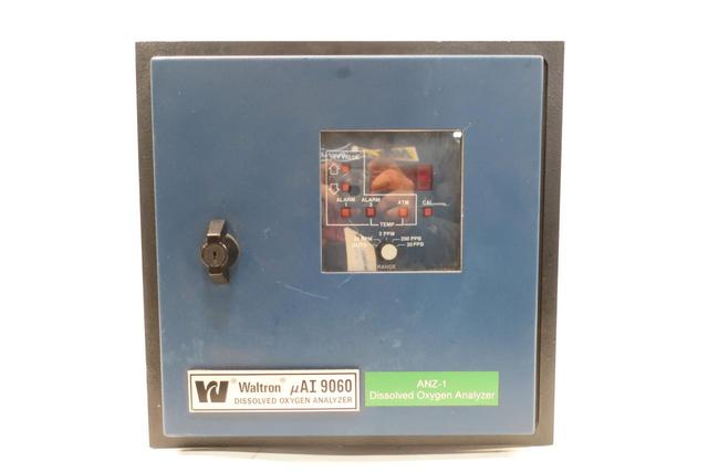 WALTRON UAI-9060 DISSOLVED OXYGEN GAS ANALYZER MONITOR