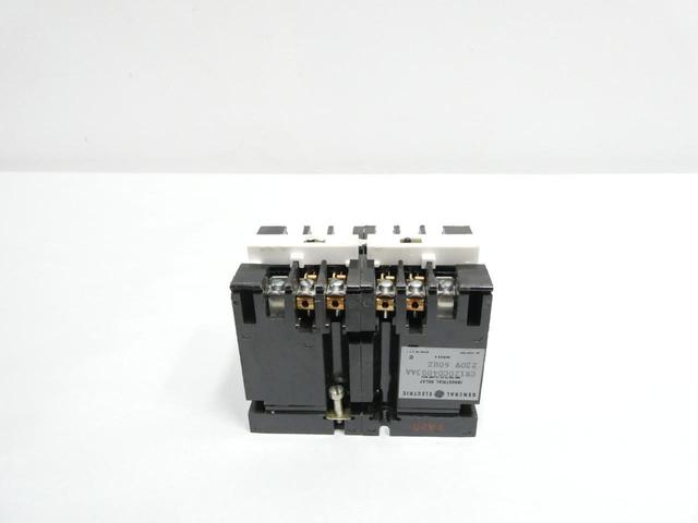 GENERAL ELECTRIC GE CR120C04003AA CONTROL RELAY 300V-AC