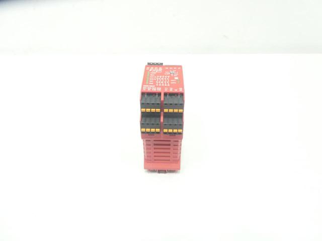 ALLEN BRADLEY 440R-M23143S SAFETY RELAY 24V-AC 24V-DC