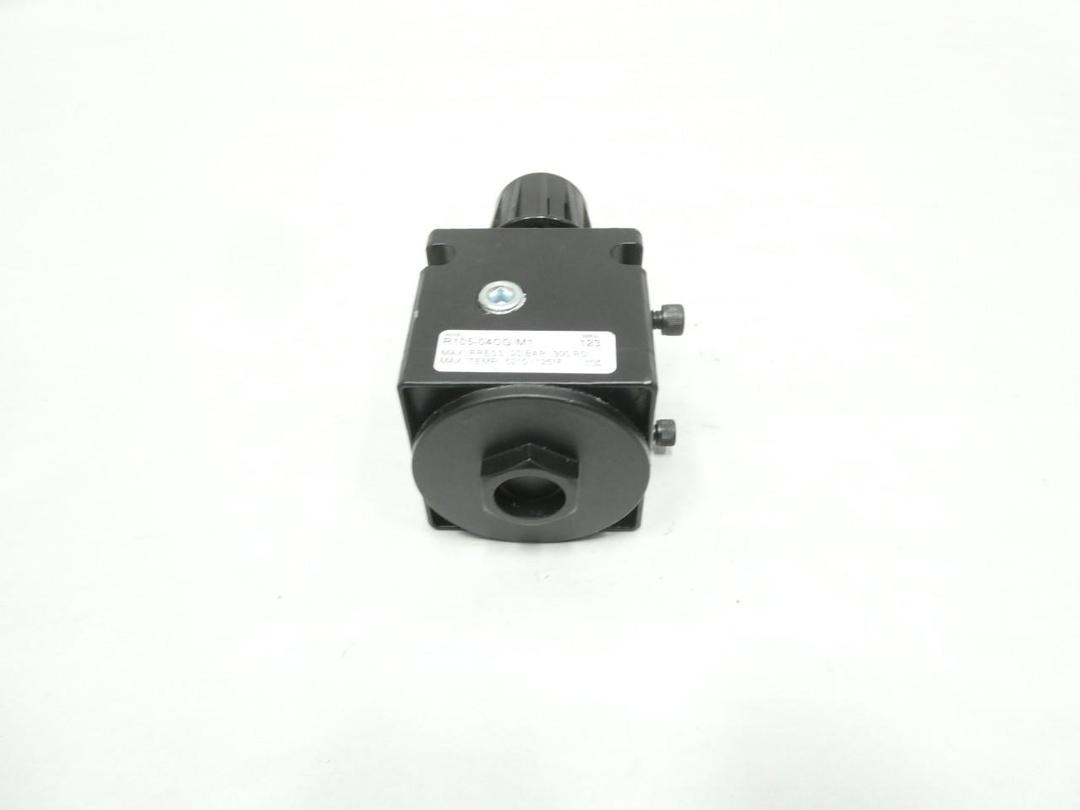 PARKER R105-04CG/M1 PNEUMATIC REGULATOR 1/2IN NPT 300PSI