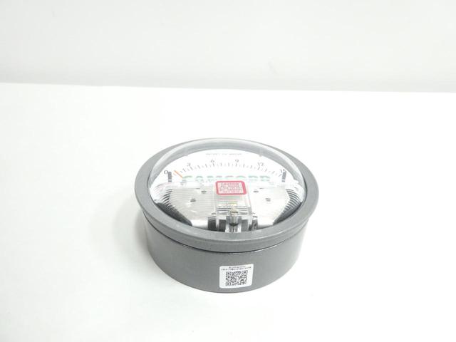 DWYER 194626-00 MAGNEHELIC PRESSURE GAUGE 1/4IN NPT 0-15IN-H2O