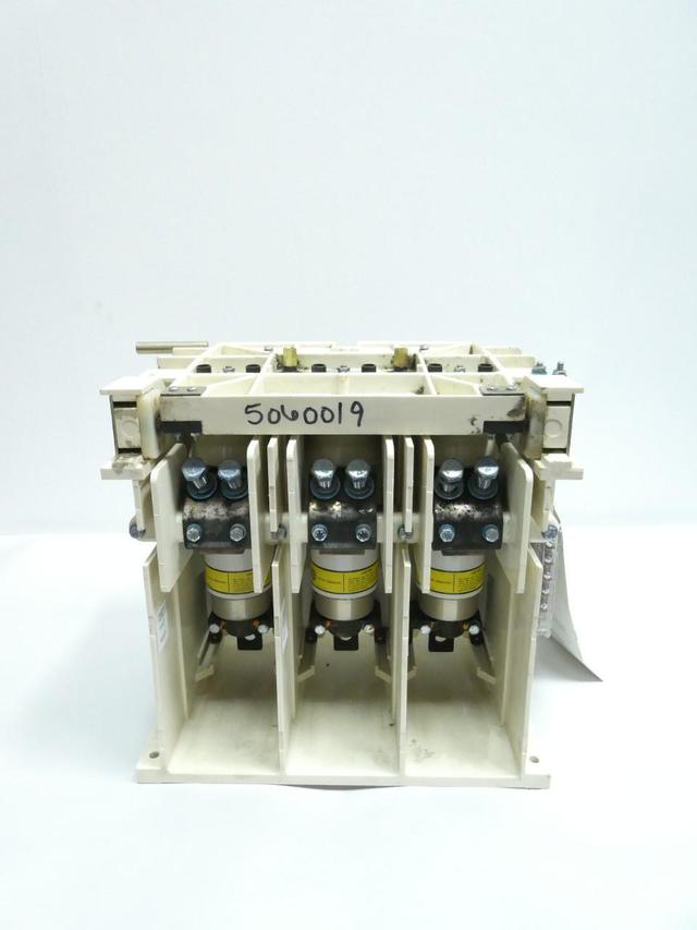 GENERAL ELECTRIC GE CR193B110L005050U VACUUM CONTACTOR 400A AMP