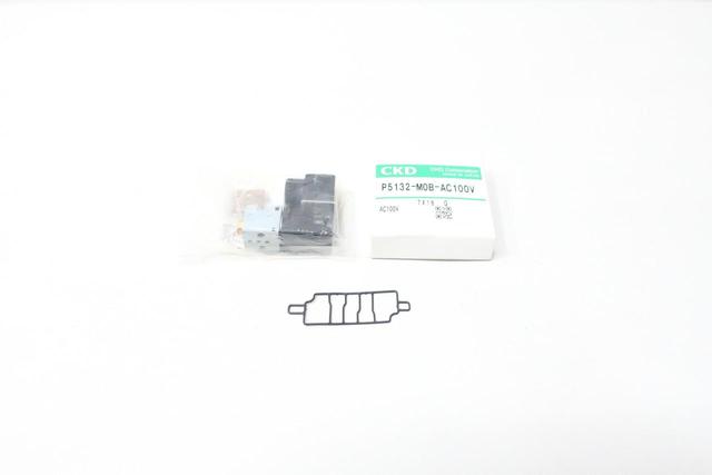 CKD P5132-M0B-AC100V SOLENOID VALVE 100V-AC