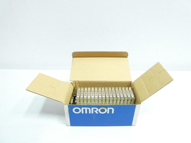 OMRON G7TC-OC16 RELAY TERMINAL I/O MODULE 24V-DC