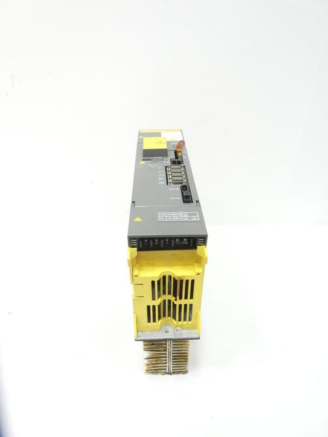 FANUC A06B-6096-H208 SERVO AMPLIFIER 283-325V-AC 230V-AC 9.5KW