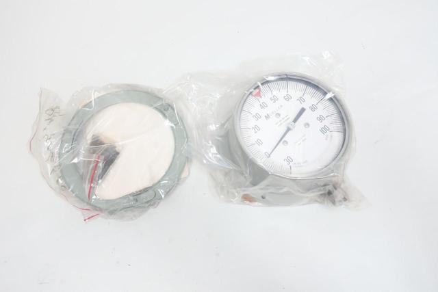 MOELLER 6685-00-906-4003 SC4MC1HCWR0NAG PRESSURE GAUGE 0-100PSI/0-30IN-HG