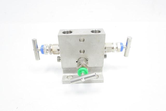 PARKER EFS38N STAINLESS INSTRUMENT MANIFOLD 6000PSI 1/2IN NPT