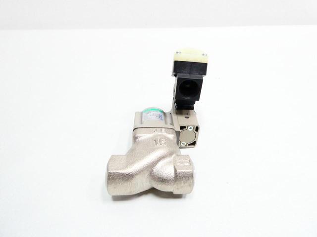 CKD CVSE2-15A-05-03R-1 PNEUMATIC SOLENOID VALVE 100/110V-AC 0.7MPA 1/2IN NPT