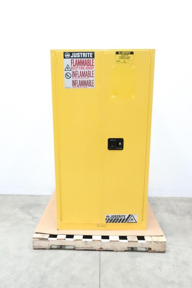 JUSTRITE 896000 SURE-GRIP EX YELLOW FLAMMABLE LIQUID STORAGE CABINET 60GAL