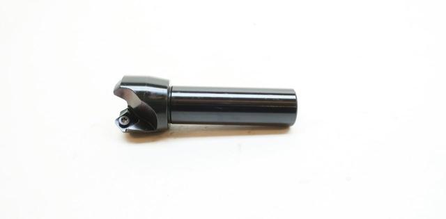 TUNGALOY EAD12025R INDEXABLE END MILL
