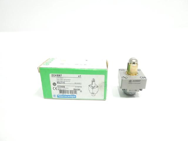 TELEMECANIQUE ZCK E67 LIMIT SWITCH HEAD WITH ROLLER PLUNGER