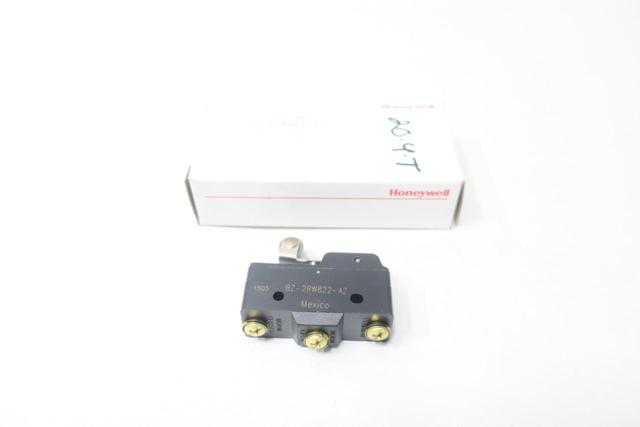 HONEYWELL BZ-2RW822-A2 LIMIT SWITCH ROLLER LEVER 125/250/480V-AC