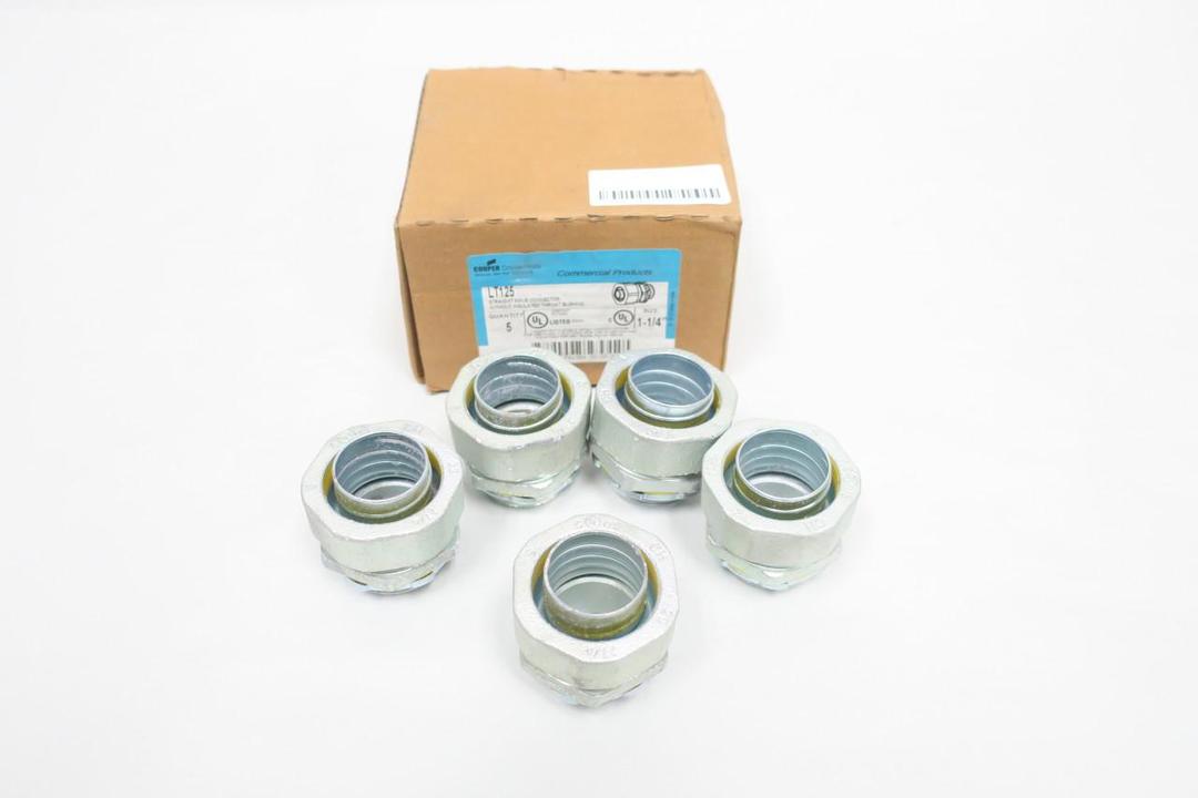 BOX OF 5 CROUSE HINDS LT125 IRON STRAIGHT MALE CONNECTOR 1-1/4IN