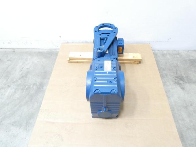 SEW EURODRIVE SA87/T DRN132S4 GEARMOTOR 83RPM 3PH 7.5HP 230/460V-AC