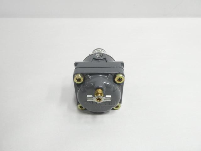 FISHER 67AFR/260 PNEUMATIC REGULATOR 250PSI 0-20PSI 1/4IN NPT